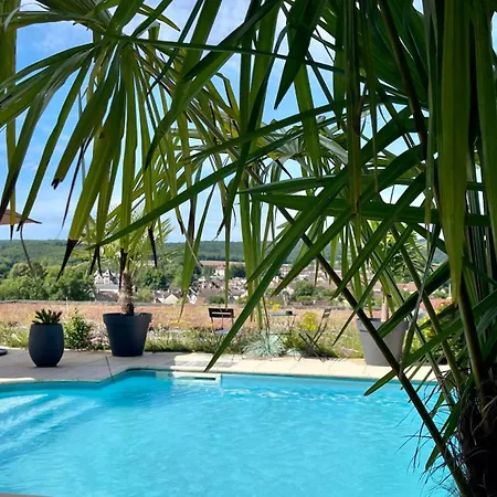 Les Demoiselles Hotel