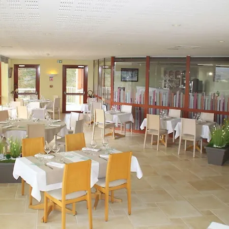 Les Demoiselles Hotel 3*