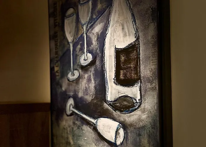 Les Demoiselles Отель