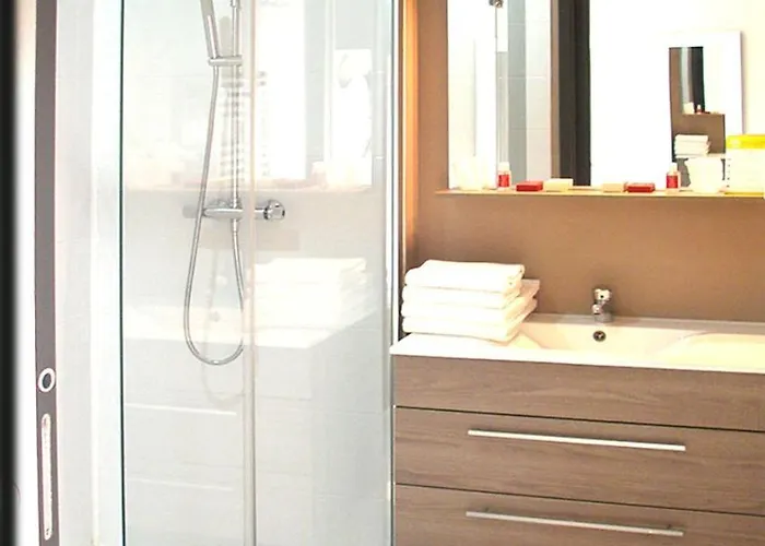 Hotel Les Demoiselles 3*